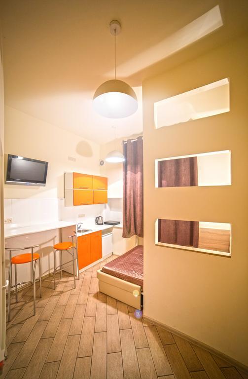Mini Apartment On Rappoporta 7A-3 Lviv Exterior foto